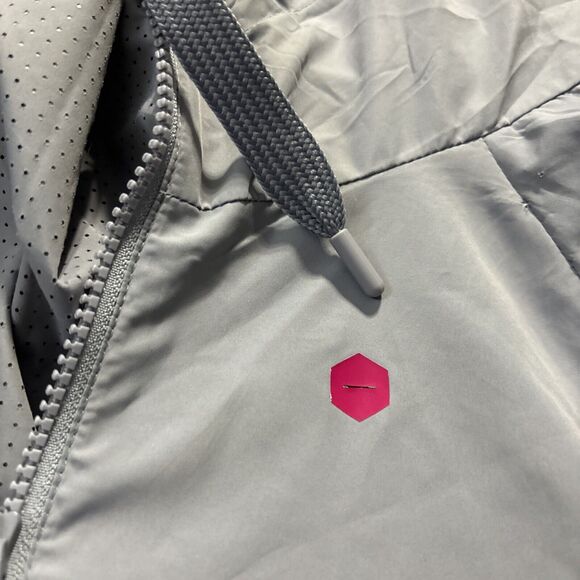 Ivy Park Perforated Panel Hooded Jacket Grey Size Medium (scuff bottom sleeve) - Picture 8 of 11